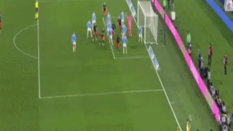 崔康熙出席泰山助教活动坚守岗位，即便身体不适亦勤勉不懈